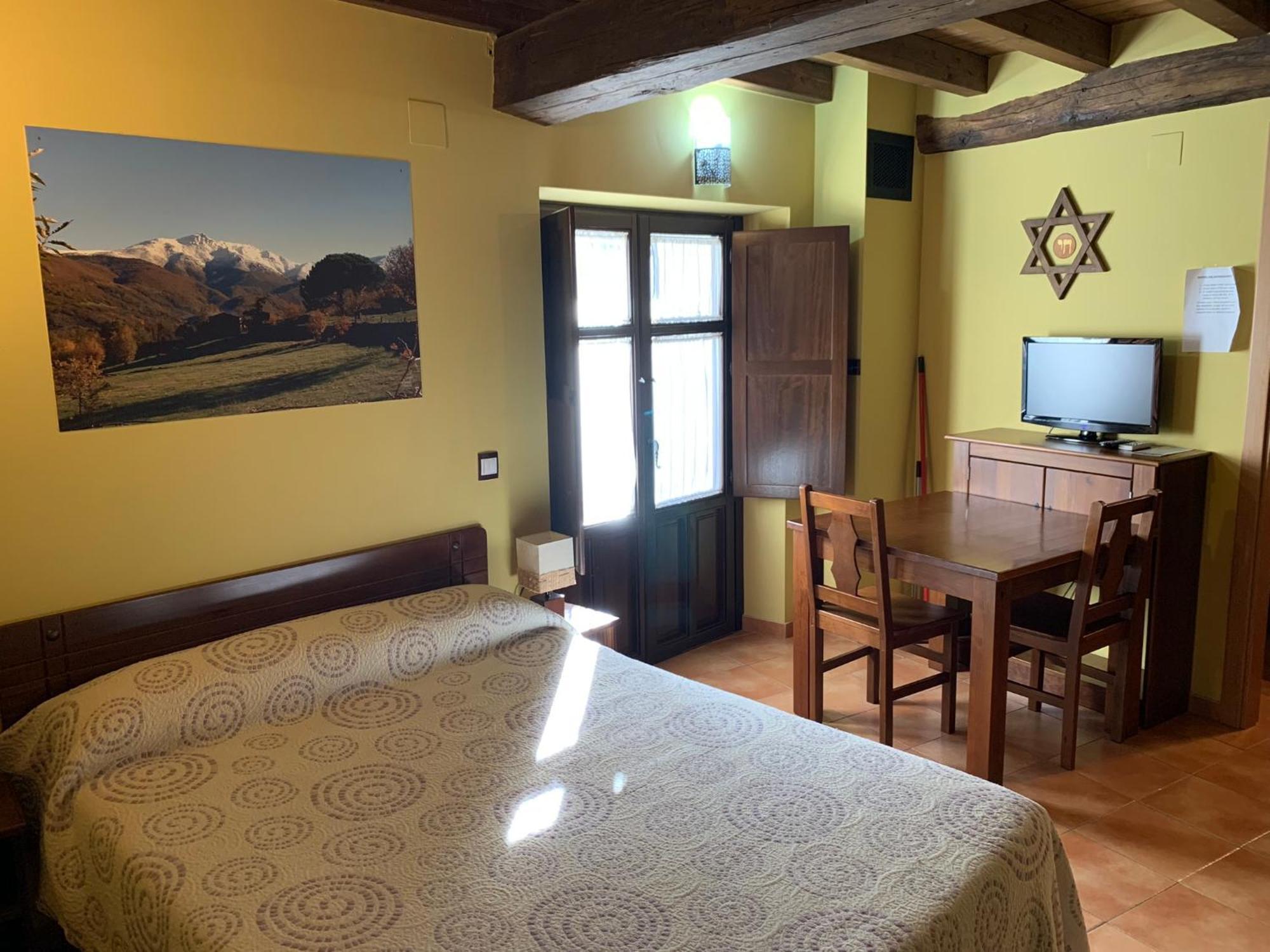 La Estrella De David, Apartamentos Rurales Hervas Bilik gambar