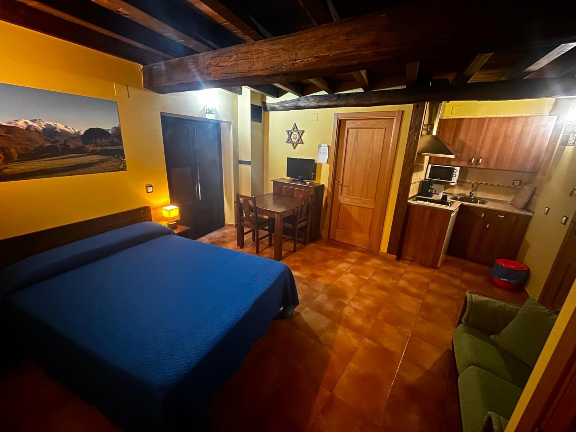 La Estrella De David, Apartamentos Rurales Hervas Bilik gambar