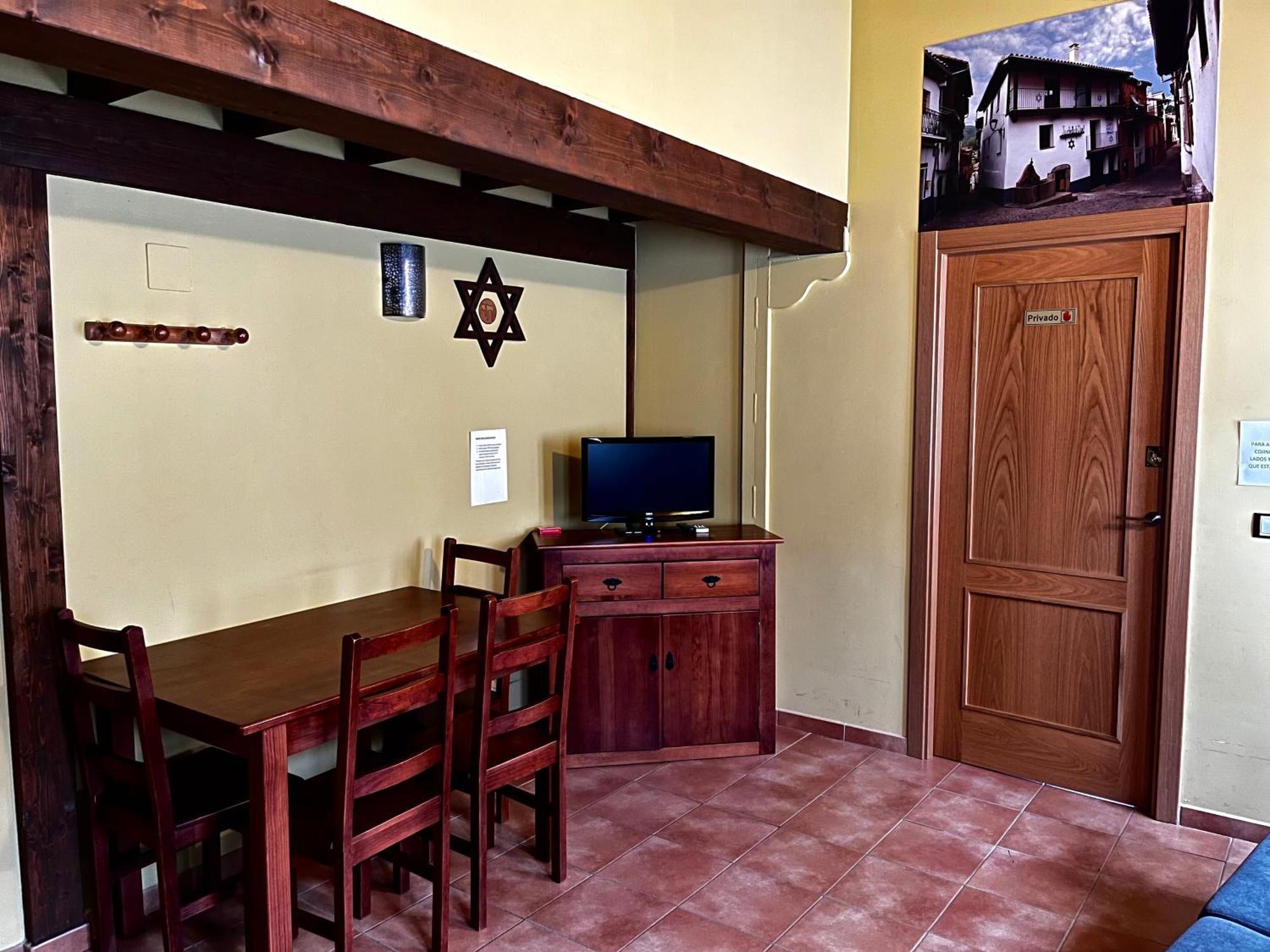 La Estrella De David, Apartamentos Rurales Hervas Bilik gambar